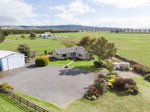 545 State Highway 25, Waitakaruru