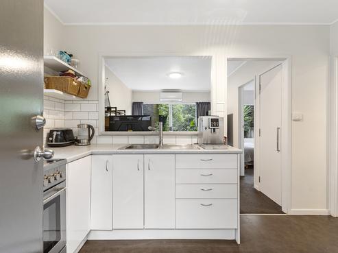 1/7 Western Springs Road, Morningside