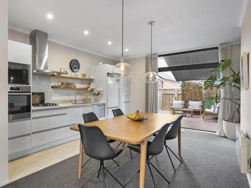 137 Hobsonville Point Road, Hobsonville