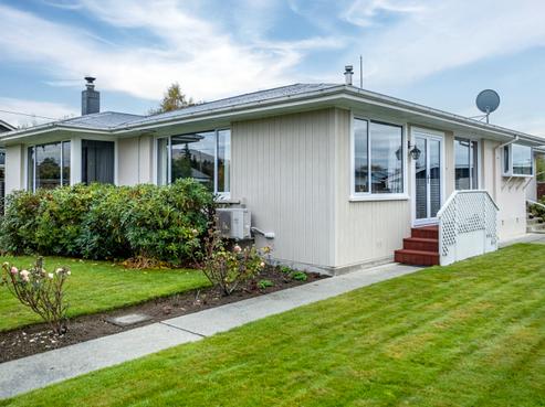 30 School Road, Fairlie