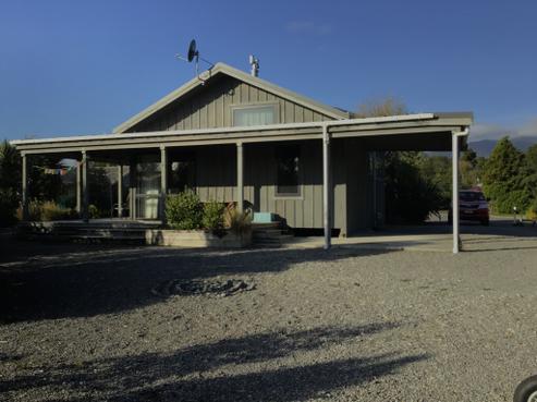 11 Opuka Place, Haast