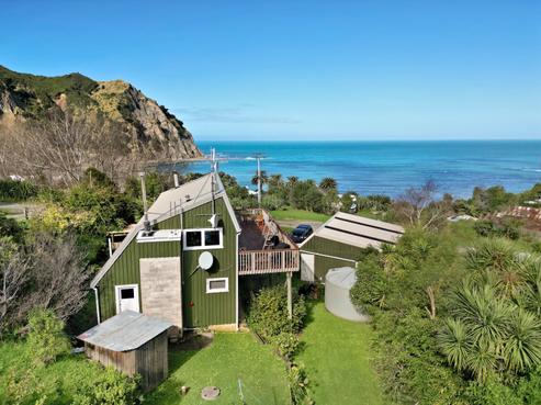 17 Tawhiti Street, Tokomaru Bay
