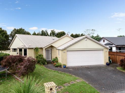 16 Ruby Court, Chartwell