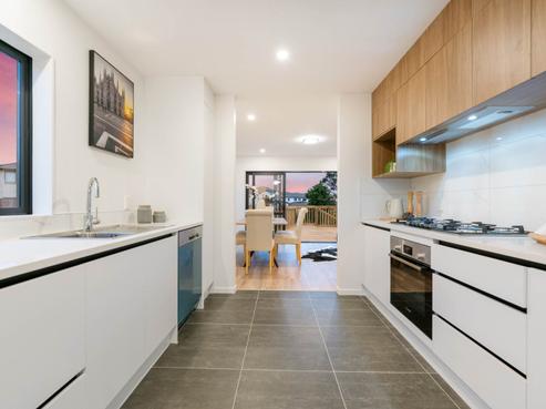 38 Cloonlyon Drive, Flat Bush