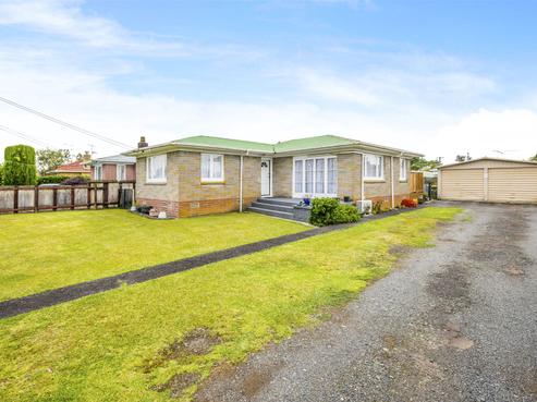 12 Kerry Place, Papakura