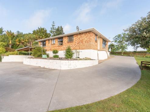 74 Hall Road, Peacocke