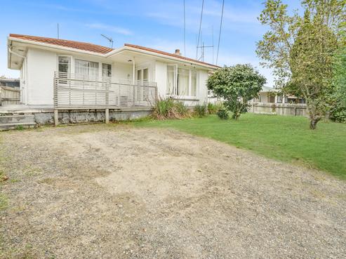 136 Masters Avenue, Silverdale