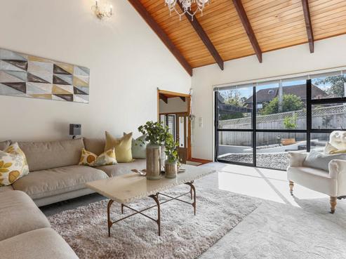 141A The Drive, Epsom