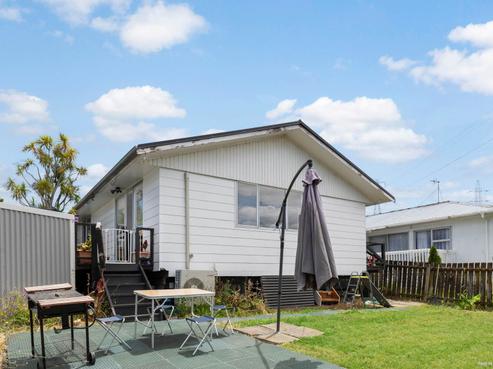 3/24A Waimumu Road, Massey