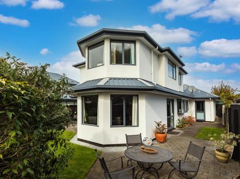 49 Gresford Street, Edgeware