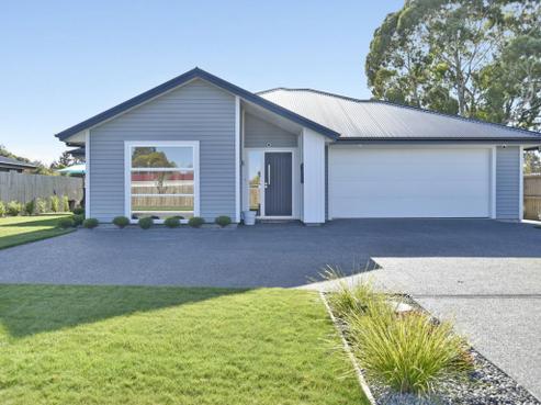 3 McQuillan Avenue, Woodend