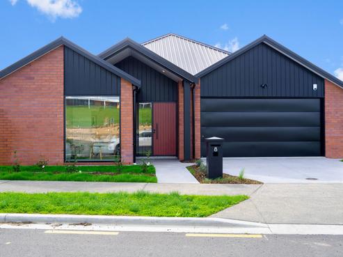 8 Arohaina Avenue, Karaka