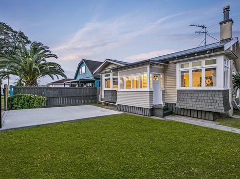 2 Waterview Road, Favona