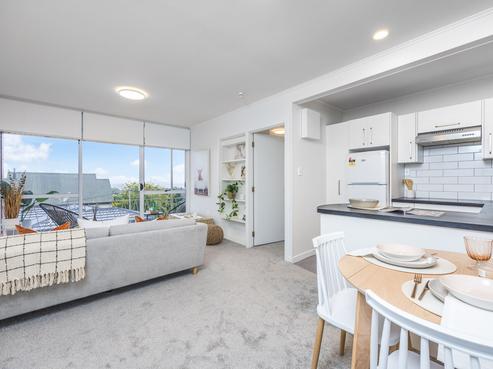 7/219 Onewa Road, Birkenhead