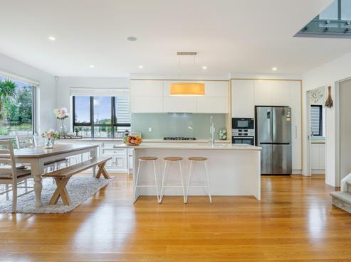 4 Carex Way, Long Bay