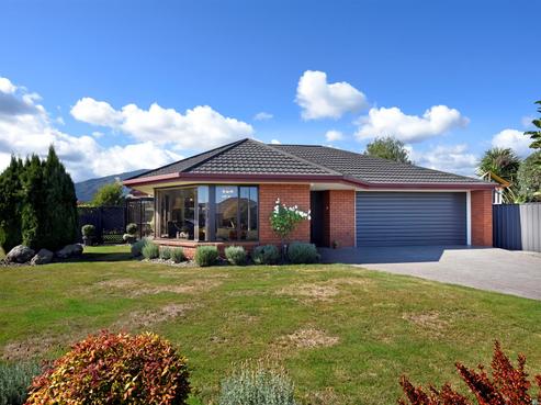 7 Rosaline Frank Street, Stoke