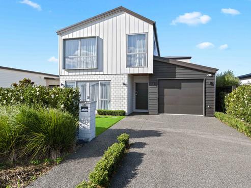 520 Webb Drive, Chartwell