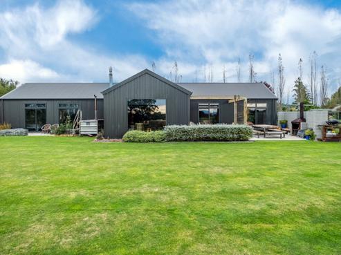 356 Claremont Road, Hadlow