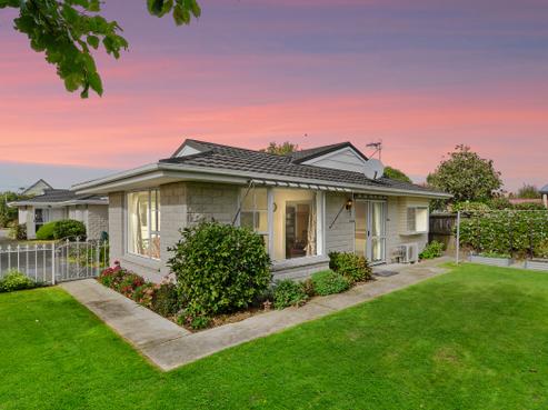 2/9 Nortons Road, Avonhead