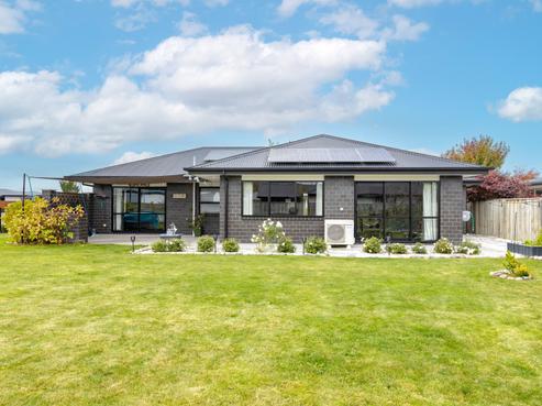 57 Aroha Street, Pegasus