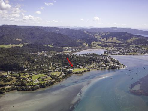 109 Main Road, Tairua