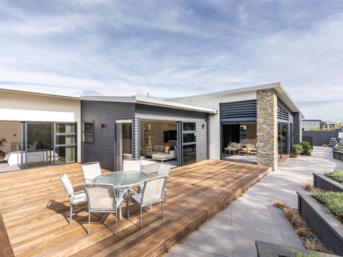34 Nadine Stanton Drive, Bell Block