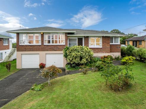 84 Royal View Road, Te Atatu South
