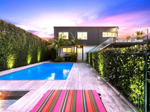 11 The Crest, Sunnyhills