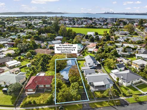 43 Yeovil Road, Te Atatu Peninsula