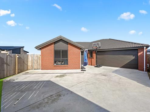 48 Pragma Rise, Rototuna North