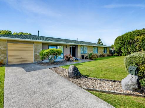 2 Bronte Place, Whalers Gate