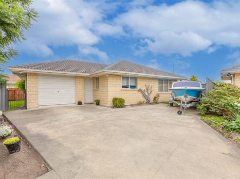 17E Meeanee Road, Taradale