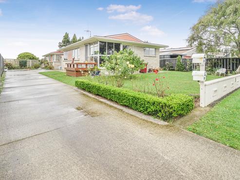 3A Fiona Place, Dinsdale