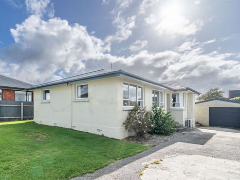 94 Martin Street, Strathern