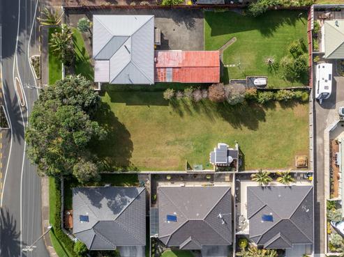 8 Puriri Avenue, Orewa
