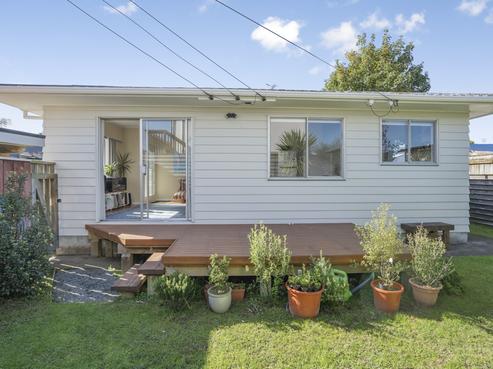 18C Riverbank Street, Ebdentown