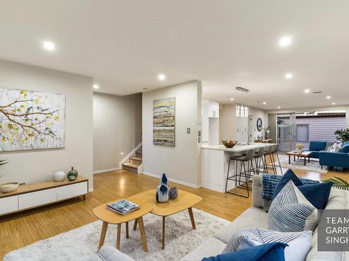 11 Phar Lap Crescent, Takanini