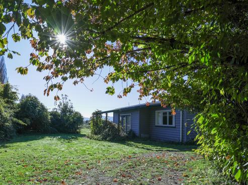 5209 Galatea Road, Galatea