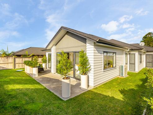 17 Papa Orchard Drive, Kumeu