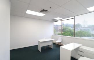 WELL PRICED OFFICE INCLUDING ONE CAR PARK