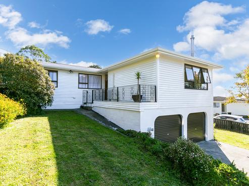 26 Trebann Street, Paparangi