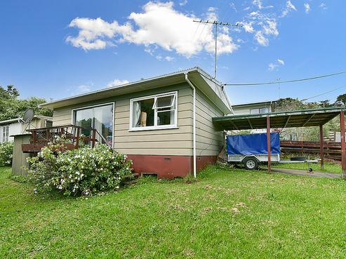 14 Downer Street, Helensville