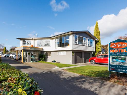 171 Fitzherbert Avenue, West End