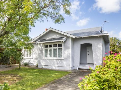 12 Ashridge Road, Napier South