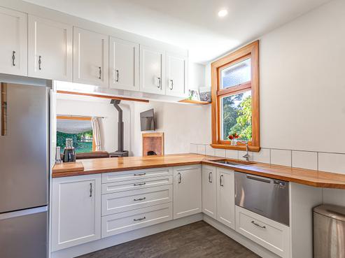 1541 Dovedale Road, Thorpe