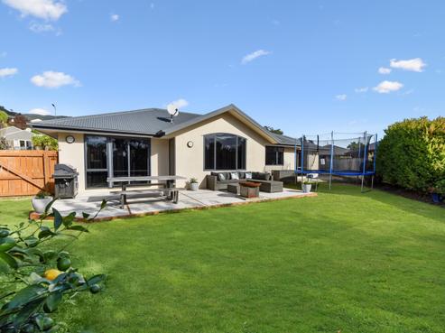 16 Ben Bracken Place, Bishopdale