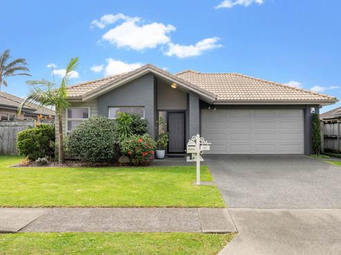 13 Stranraer Crescent, Wattle Downs