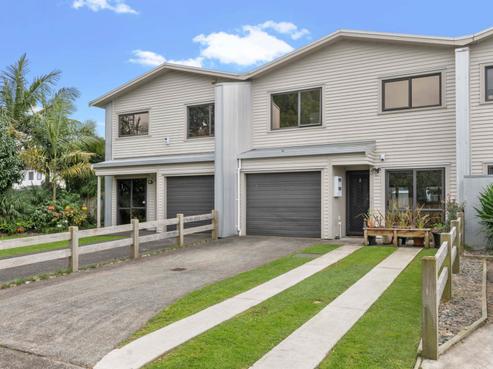 5/18 Yang Place, Papakura