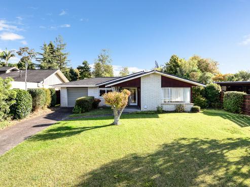 13 Mcinnes Place, Queenwood