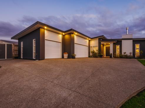 15 Monaco Grove, Fitzherbert